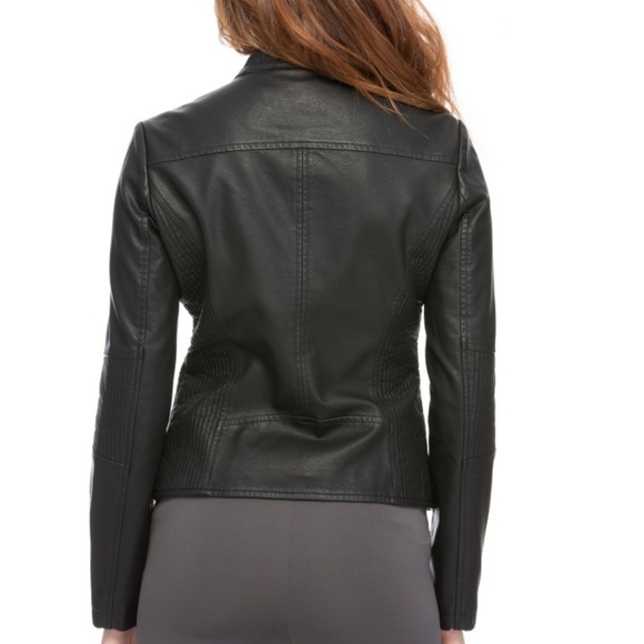 leather jacket - Picture 2 of 2